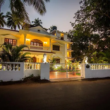 Pinnacle Holiday Homes-3