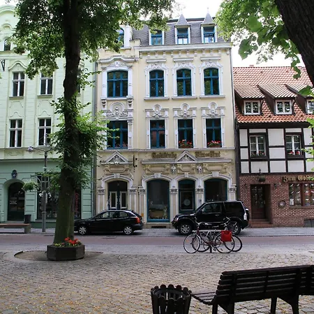 Lindenhof Liepgarten - Pension&Gaststätte-3