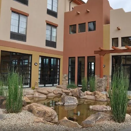 Moenkopi Legacy Inn & Suites-3