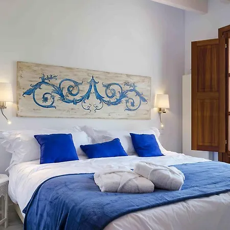 Staycatalina Boutique Hotel-Apartments-2