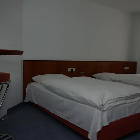 Hotel Alte Brücke-2