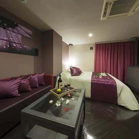 Hotel In The Green (Adults Only)-3