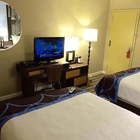 Super 8 By Wyndham Asbury Park-3