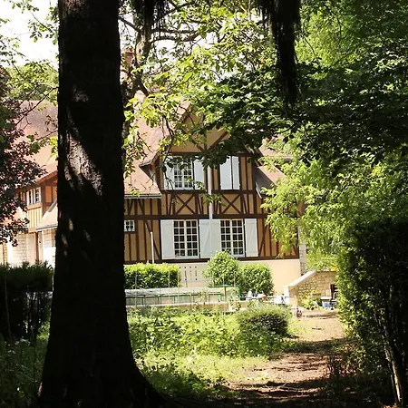 Le Manoir Du Coeur Volant B&B-3
