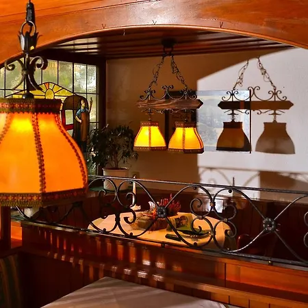 Landgasthof mit Gästezimmer Frohe Einkehr-3