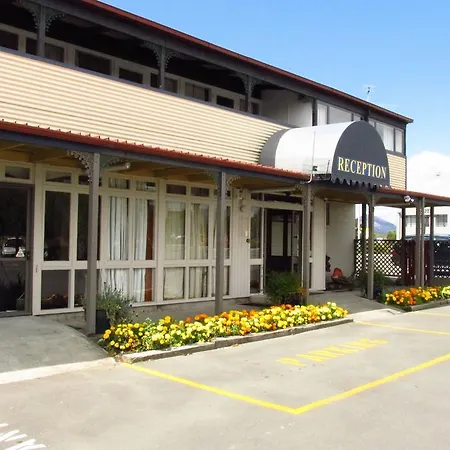 Blenheim Road Motor Lodge-2