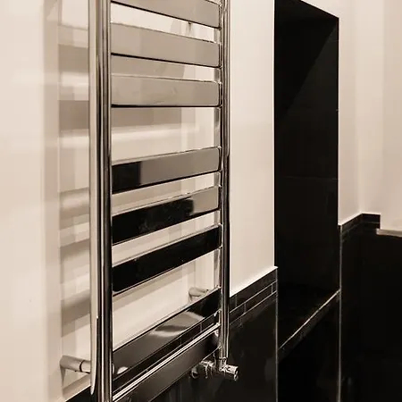 Trevi & Pantheon Luxury Rooms-3