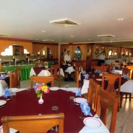 Hotel Raj Vilas Palace-3