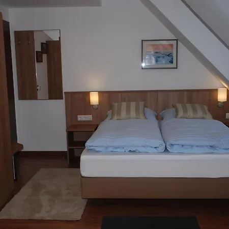 Hotel Rest Inn-3