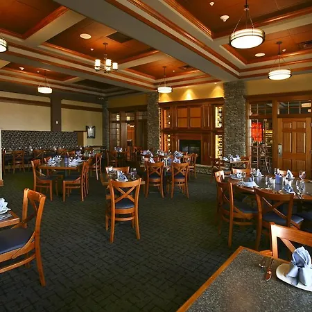 Watkins Glen Harbor Hotel-3