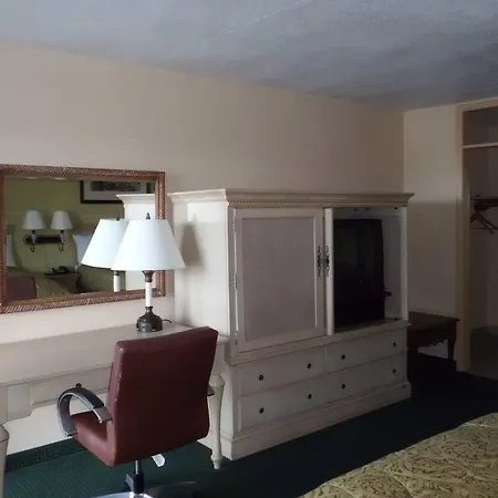 America'S Best Inn & Suites-Lakeland-2