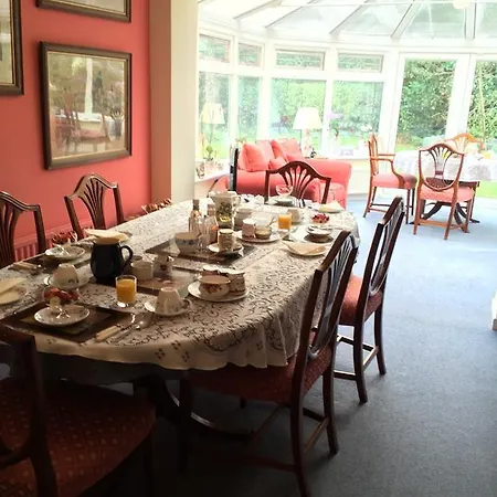 Kingswood Cottage-3