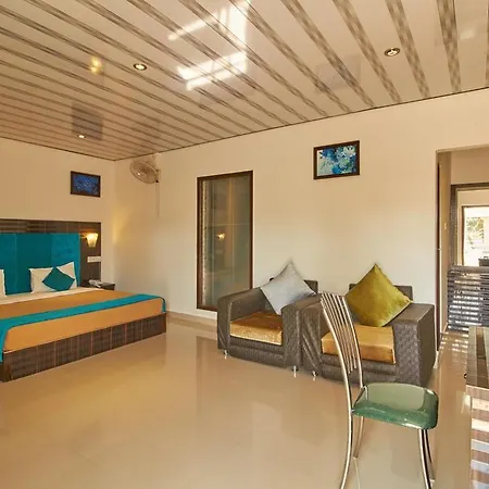Green Leaf Home Stay-3