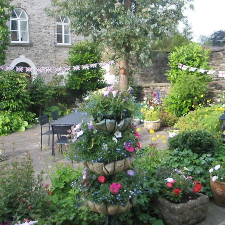 Clyde House-2