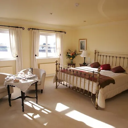 Heatons Guesthouse-2