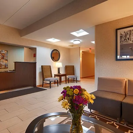 Days Inn By Wyndham Indiana Benjamin Franklin Highway-3