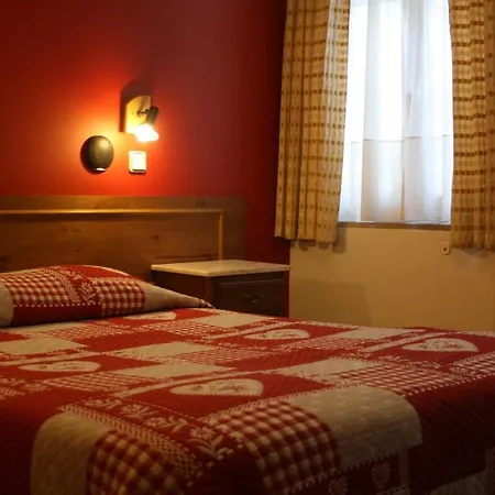 Duas Nacoes Guest House-2