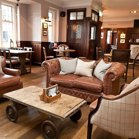 The Bath Arms Hotel-2