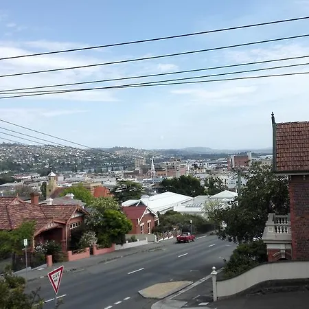 Hillview House Launceston-2