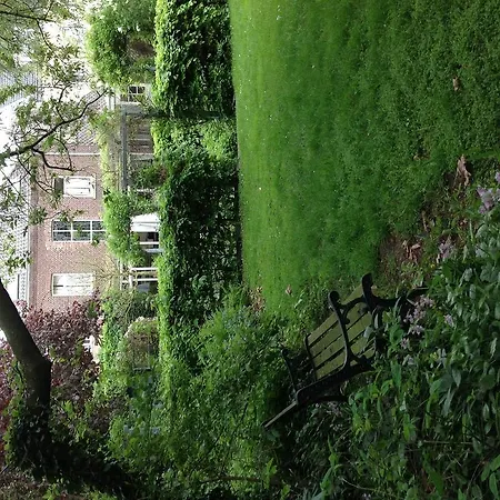 Annelies'Place To B& B-2