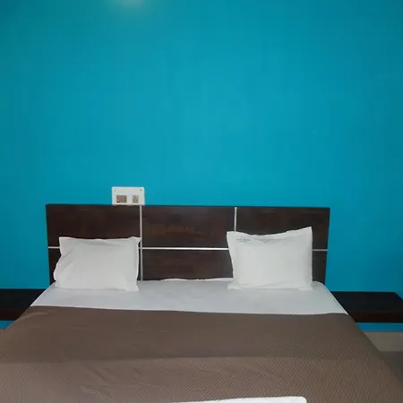 Ajatsatru Hotel-3