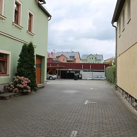 Gasthaus& Pension Zum Roten Haus-3