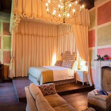 Palazzo Castiglioni Luxury Suite And Rooms-2