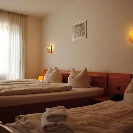 Hotel Kurfürst Garni-2