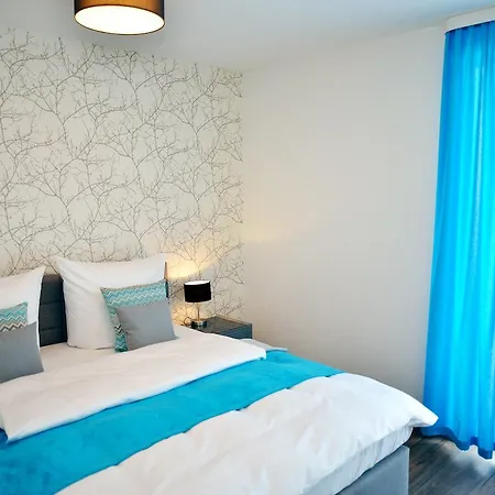 R & J Hotel-3