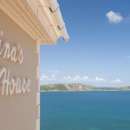 Tina'S House-3