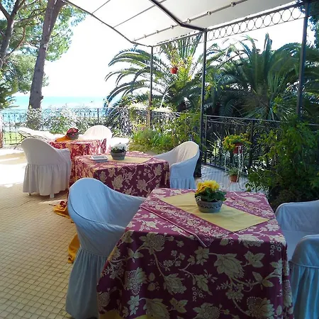 La Casa Di Anny Camere Di Charme-3