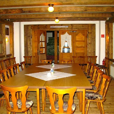 Landhotel Goldener Becher-2