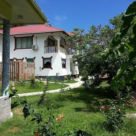 Zanboza Guesthouse-2