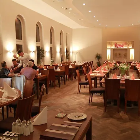 Hotel-Restaurant Entrada-2