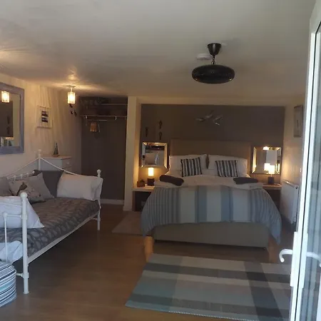 The Swallows Guest House-3
