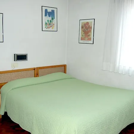 Hostal Charo II-3