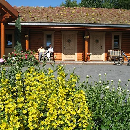 Hotelanlage Country Lodge-3