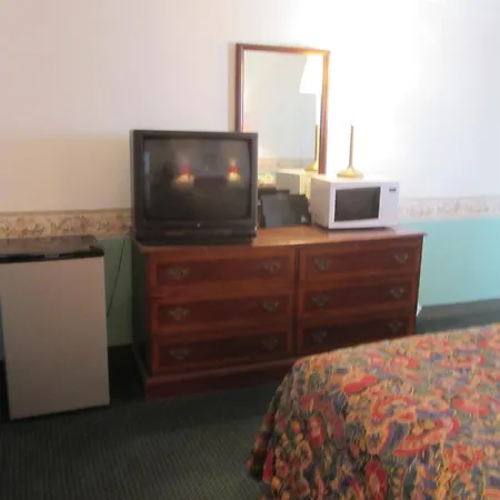 Budget Inn Odessa-2