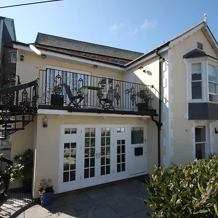 St Elmo House-3