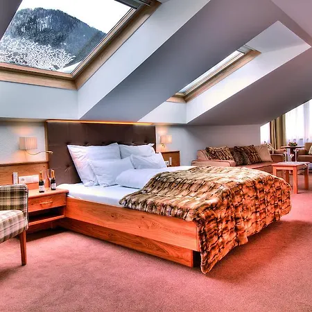 Hotel Garni Urezza-3