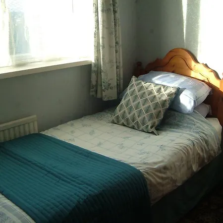 Tremains Guest House-2