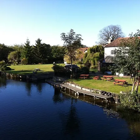 Bridge Hotel Brandon-2