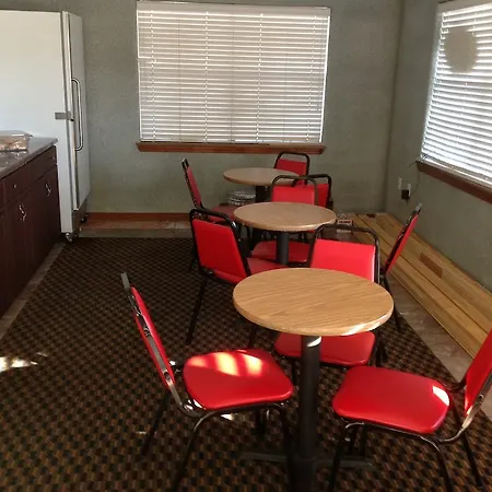 Heritage Inn Grand Prairie-2