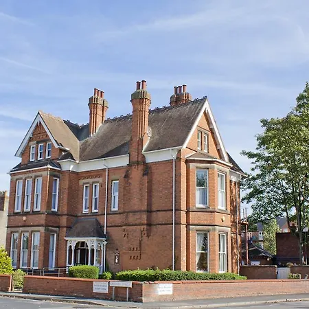 Holywell House-3