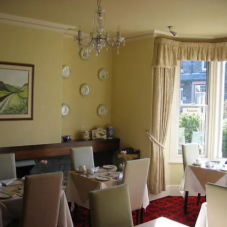 Cragside Guest House-3