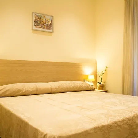 Hostal Excellence-3