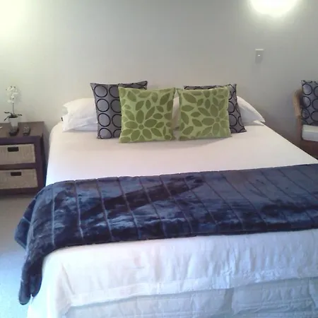 Waters Edge B&B-3