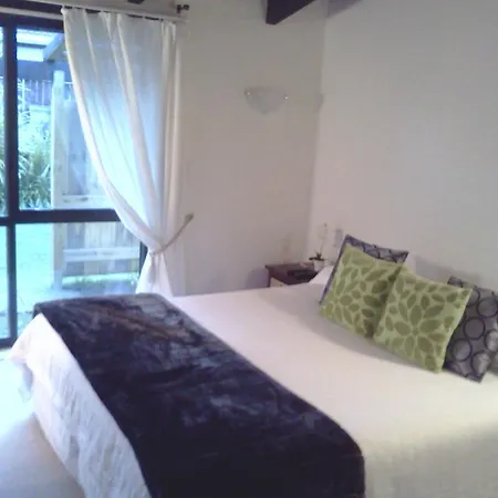 Waters Edge B&B-2