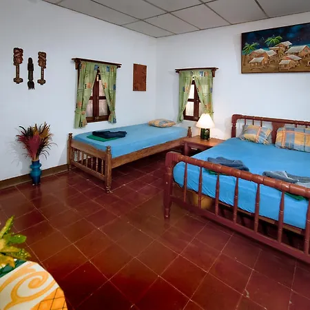 Charly'S Guest House-3