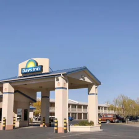 Days Inn By Wyndham Deming-3